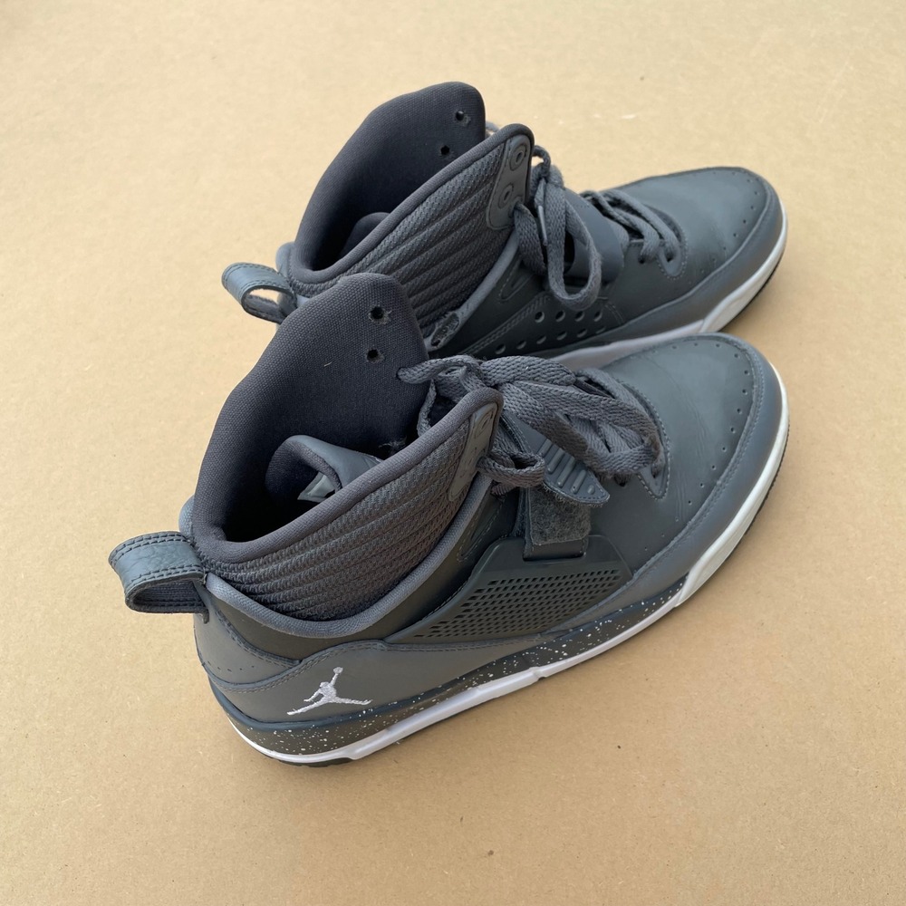 Jordan Flight 23 Sneakers Womens 8 Grey Excellent High Top 654265-004 Strap